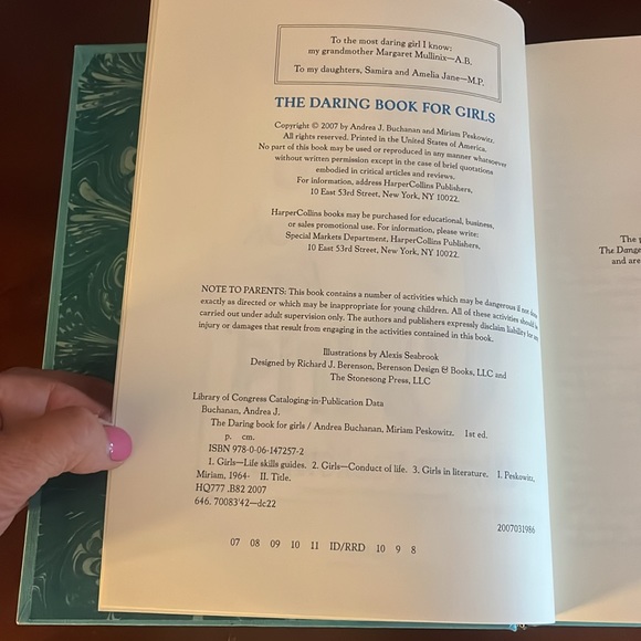 NWT The Daring Book for Girls Hardcover by Harper Publishing Inc. - Picture 5 of 8